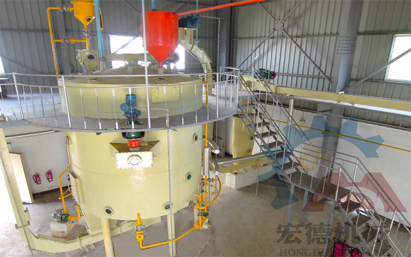 菜籽油<a href=http://www.jfkdjfa.cn/youzhishebei/jincheqi/ target=_blank class=infotextkey>浸出設備</a>